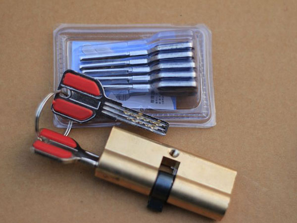 逊克24小时上门开锁公司